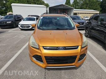 2016 Ford Escape Titanium - miniatura 2