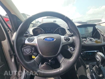 2016 Ford Escape Titanium - miniatura 10