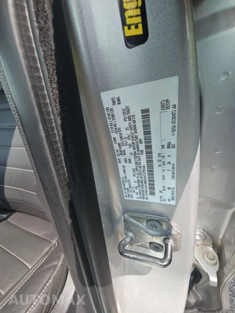 2016 Ford Escape Titanium - miniatura 14