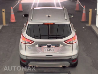 2016 Ford Escape Titanium - miniatura 5