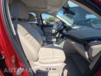 2016 Ford Escape Titanium - miniatura 18