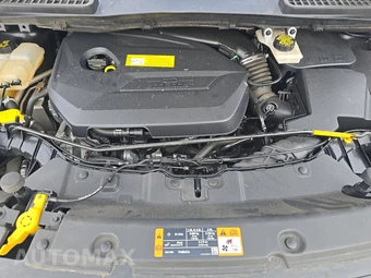 2016 Ford Escape Titanium – miniatura 15