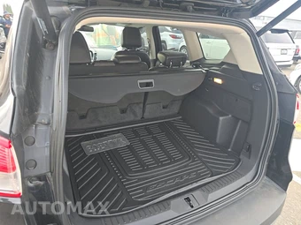 2016 Ford Escape Titanium – miniatura 16