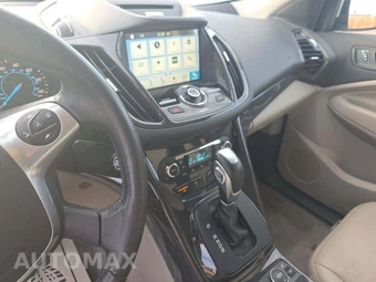 2016 Ford Escape Titanium – miniatura 10