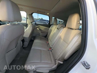 2016 Ford Escape Titanium – miniatura 13