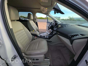 2016 Ford Escape Titanium – miniatura 18