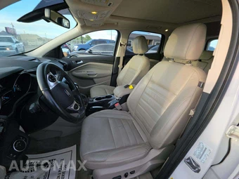 2016 Ford Escape Titanium – miniatura 6