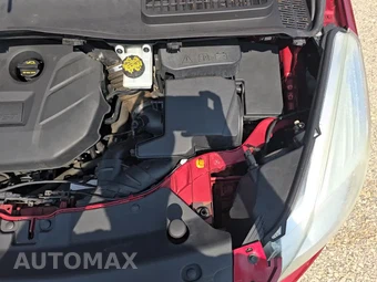 2016 Ford Escape Titanium – miniatura 19