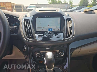 2016 Ford Escape Titanium – miniatura 7