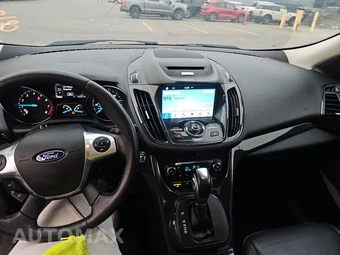2016 Ford Escape Titanium – miniatura 11