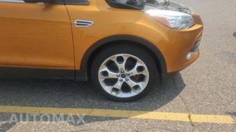 2016 Ford Escape Titanium – miniatura 26