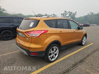 2016 Ford Escape Titanium – miniatura 4