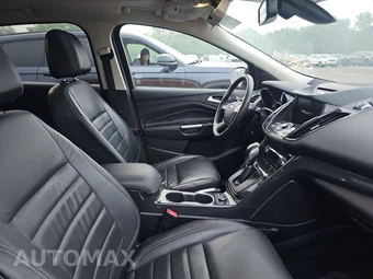 2016 Ford Escape Titanium – miniatura 8