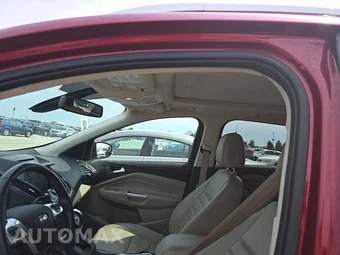 2016 Ford Escape Titanium - miniatura 17