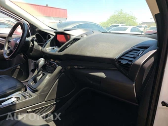 2016 Ford Escape Titanium - miniatura 19