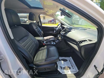 2016 Ford Escape Titanium - miniatura 18