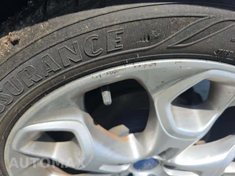 2016 Ford Escape Titanium - miniatura 23