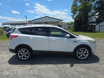 2016 Ford Escape Titanium - miniatura 4