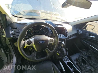 2016 Ford Escape Titanium – miniatura 11