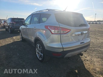 2016 Ford Escape Titanium – miniatura 6
