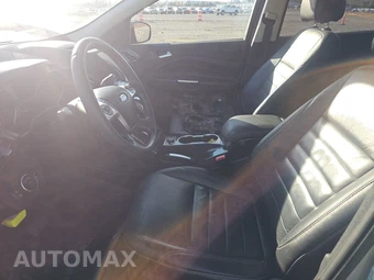 2016 Ford Escape Titanium – miniatura 7