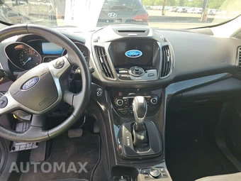 2016 Ford Escape Titanium – miniatura 11