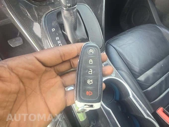 2016 Ford Escape Titanium – miniatura 5