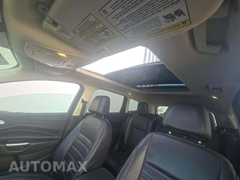 2016 Ford Escape Titanium – miniatura 8