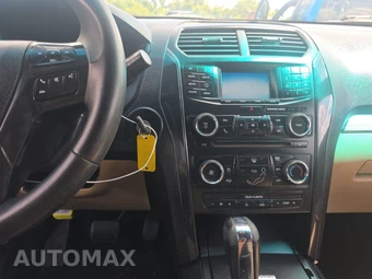 2016 Ford Explorer – miniatura 11