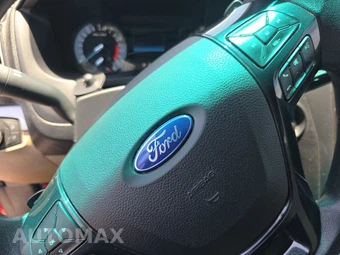2016 Ford Explorer – miniatura 10