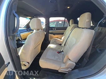 2016 Ford Explorer – miniatura 13