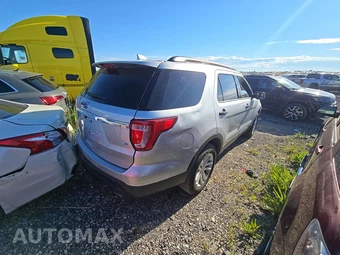 2016 Ford Explorer – miniatura 4