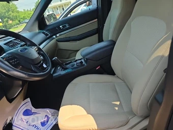2016 Ford Explorer – miniatura 13