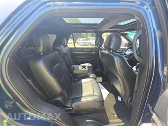2016 Ford Explorer Limited - miniatura 17