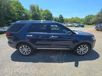 2016 Ford Explorer Limited - miniatura 4