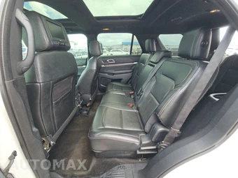 2016 Ford Explorer Limited – miniatura 13