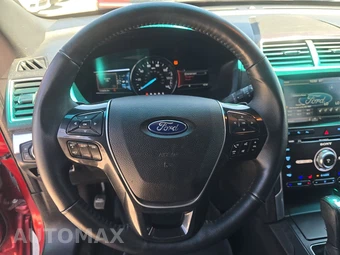 2016 Ford Explorer Limited - miniatura 10
