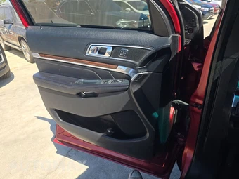 2016 Ford Explorer Limited - miniatura 9