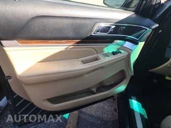 2016 Ford Explorer Limited - miniatura 9