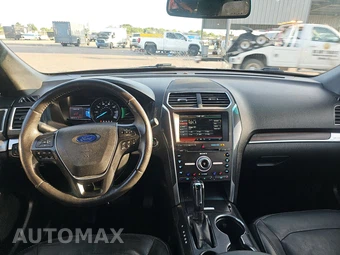 2016 Ford Explorer Limited - miniatura 11