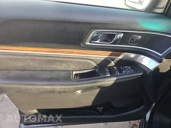 2016 Ford Explorer Limited - miniatura 9