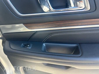 2016 Ford Explorer Limited - miniatura 42