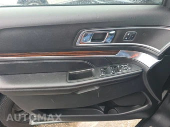 2016 Ford Explorer Limited - miniatura 9