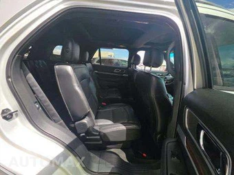2016 Ford Explorer Limited – miniatura 17