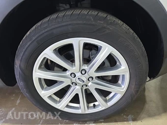 2016 Ford Explorer Limited – miniatura 9