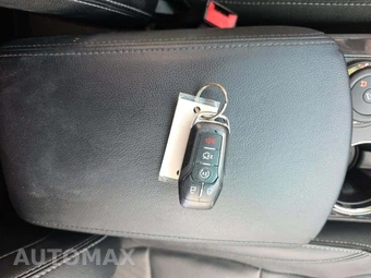 2016 Ford Explorer Limited – miniatura 5