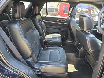 2016 Ford Explorer Limited - miniatura 17
