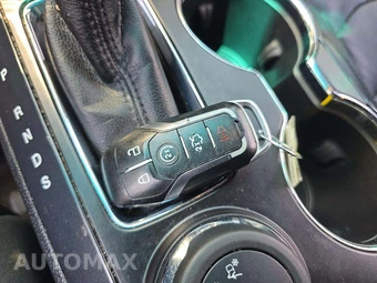 2016 Ford Explorer Limited - miniatura 8