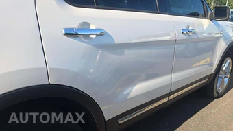 2016 Ford Explorer Limited – miniatura 26