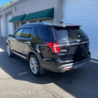 2016 Ford Explorer Limited - miniatura 4